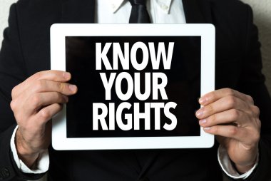 işadamı holding tablet ile metin