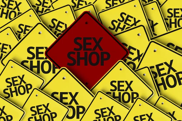 Sex shop napsaný na více dopravní značka — Stock fotografie