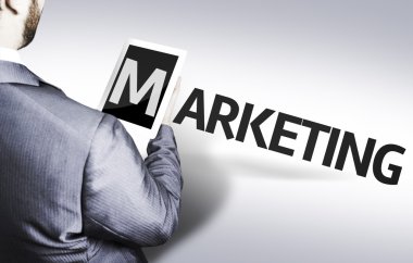 pazarlama kavramı görüntüdeki metin ile iş adamı