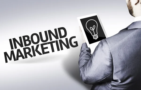 Uomo d'affari con il testo Inbound Marketing in un'immagine concettuale — Foto Stock