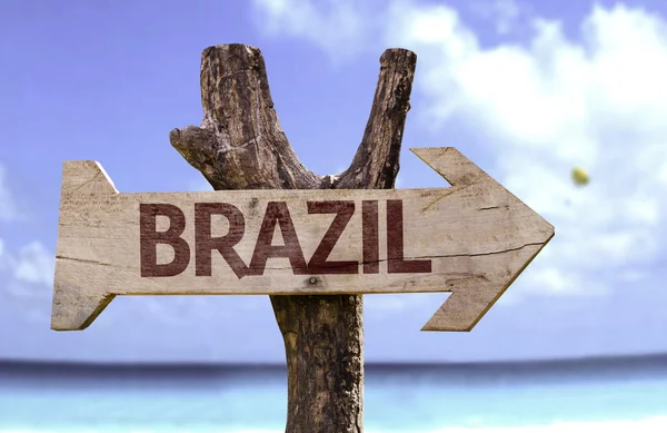 Brasil sinal de madeira — Fotografia de Stock