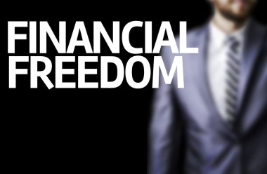 Finansal Özgürlük bir tahtada yazılı