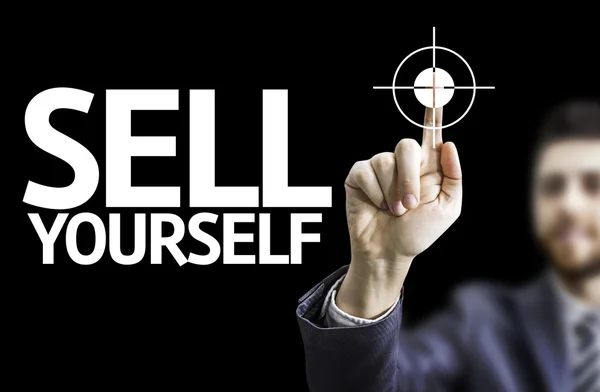 Business man pointing the text: Sell Yourself — Stock Photo, Image