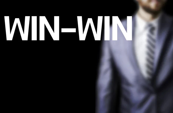 Geschäftsmann mit dem Text Win-Win — Stockfoto
