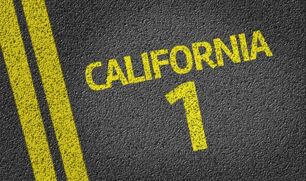 Kalifornie 1 napsal na silnici — Stock fotografie