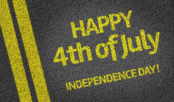 Happy 4th of July written on the road — Stock Photo, Image