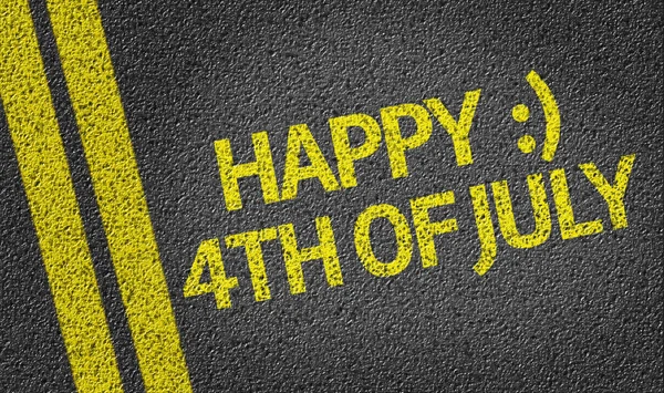 Happy 4th of July written on the road — Stock Photo, Image