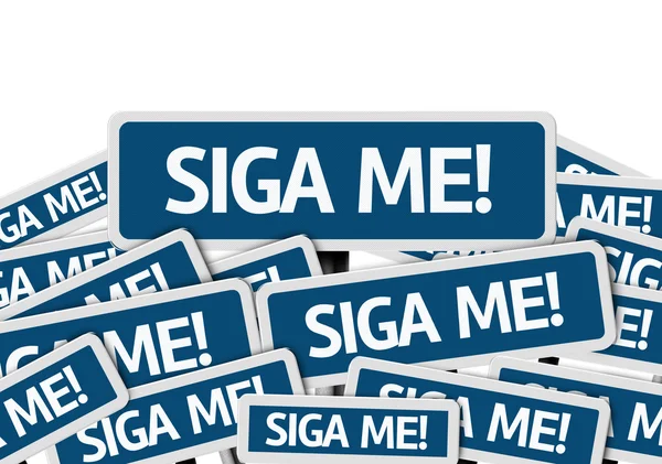 "Siga Me" (In portuguese - Follow me) written on multiple road sign — Stock Photo, Image