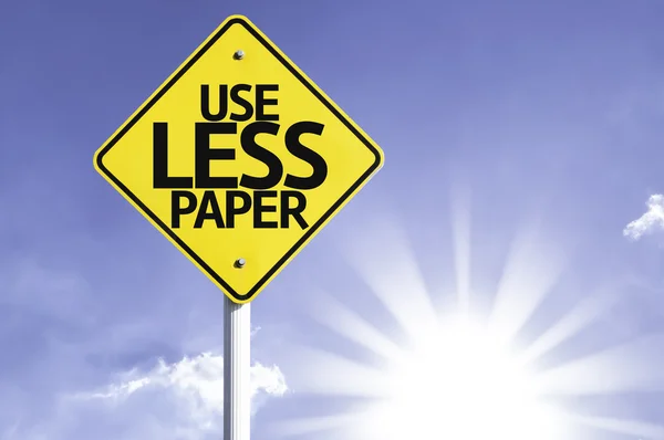 Use menos sinal de estrada de papel — Fotografia de Stock