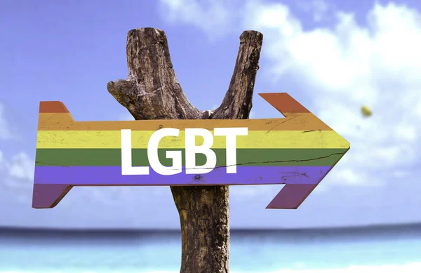 LGBT sinal colorido de madeira — Fotografia de Stock
