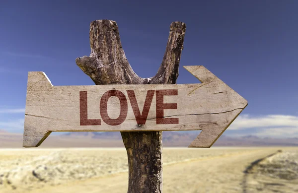 Love    wooden sign — Stock Photo, Image