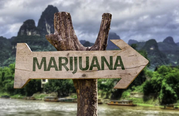 Marijuana   wooden sign — Stock Photo, Image