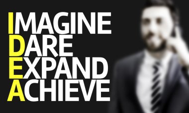 Kısaltmalar fikri ile iş adamı