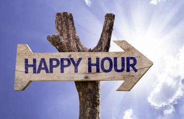 Happy Hour ahşap işareti