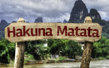 Hakuna Matata işareti