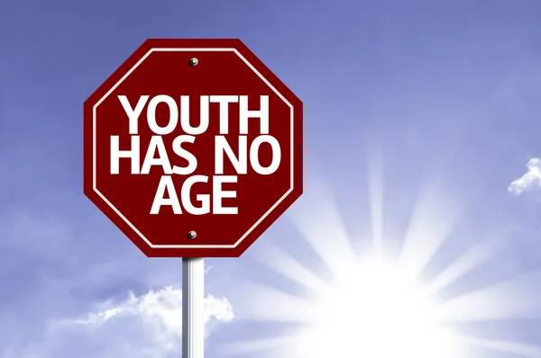 청소년은 빨간도 표지판에 없는 나이 — 스톡 사진