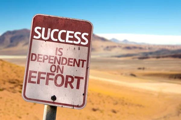 Success is Dependent on Effort sign — Stock Photo, Image