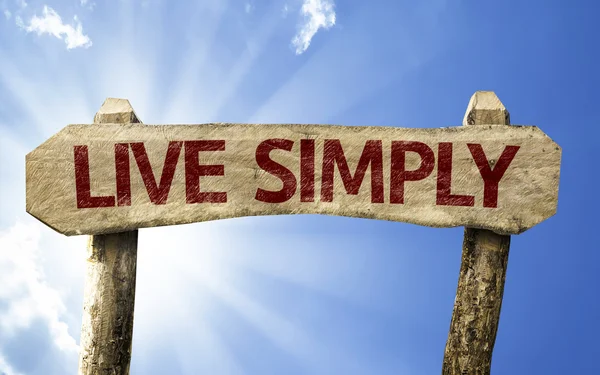 Live Simply wooden sign — Stock Photo, Image