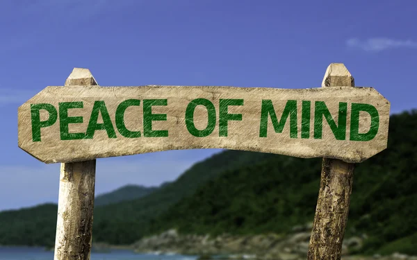 Barış zihin ahşap işareti — Stok fotoğraf