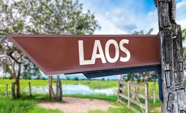 Лаосский деревянный знак — стоковое фото