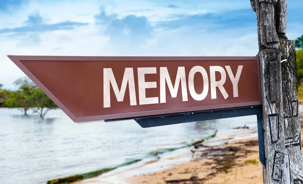 Memoria segno di legno — Foto Stock