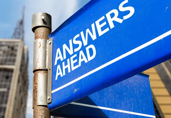 Answers Ahead  sign — Stock Photo, Image