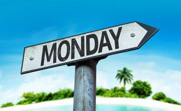 Monday sign on a beach — Stock Photo, Image