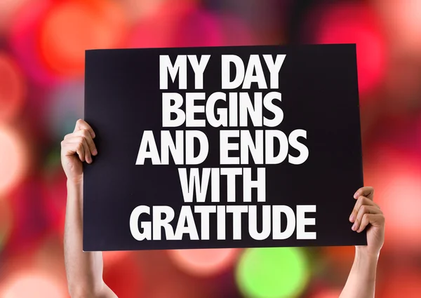 My Day Begins and Ends with Gratitude card — Stock Photo, Image