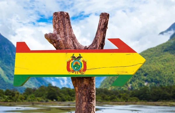 Bolívia Bandeira de madeira sinal — Fotografia de Stock