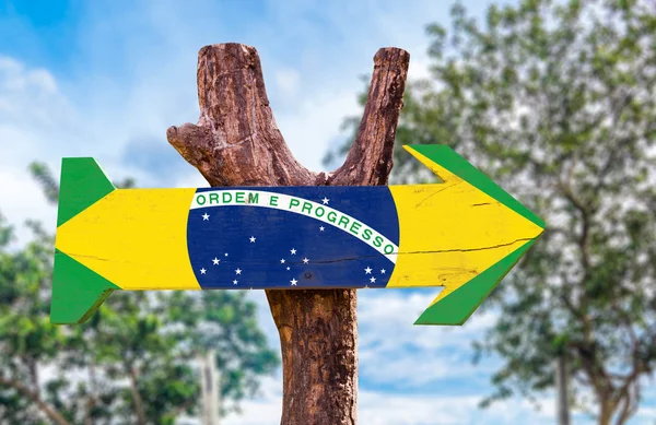 Señal de madera bandera de Brasil —  Fotos de Stock