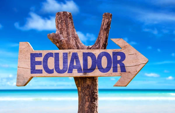 Еквадор дерев'яні знак — стокове фото