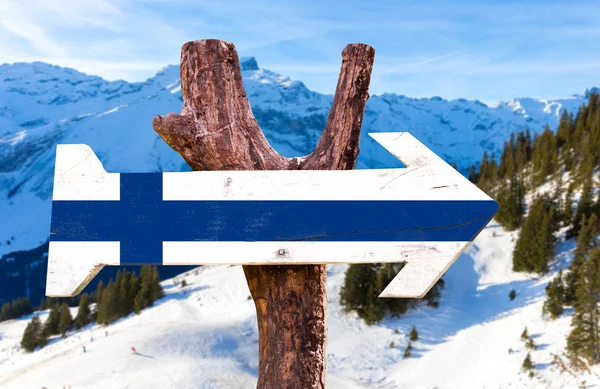 Finlândia Bandeira de madeira sinal — Fotografia de Stock