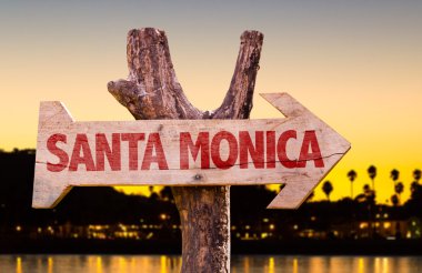 Santa Monica wooden sign