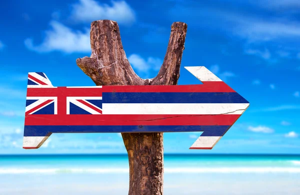 Holzschild der hawaiianischen Flagge — Stockfoto