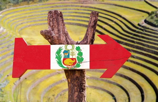 Деревянный знак Перу — стоковое фото