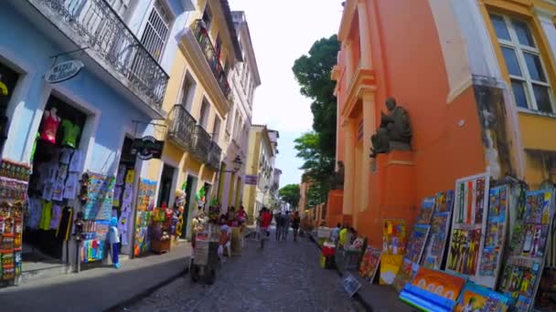 Caminando por la Ciudad Vieja Pelourinho — Vídeo de stock