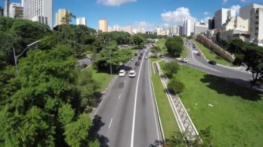 Trafik Sao Paulo havadan görünümü