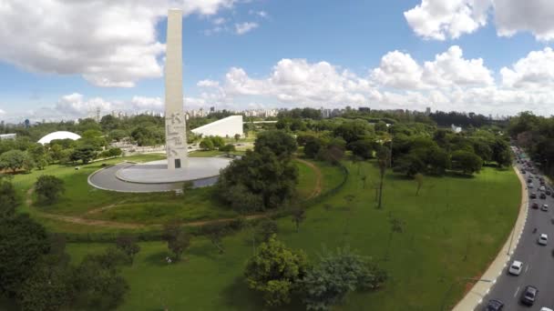 Вид с воздуха на движение в Сан-Паулу — стоковое видео