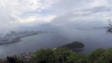 Sugar Loaf Dağı ve bay