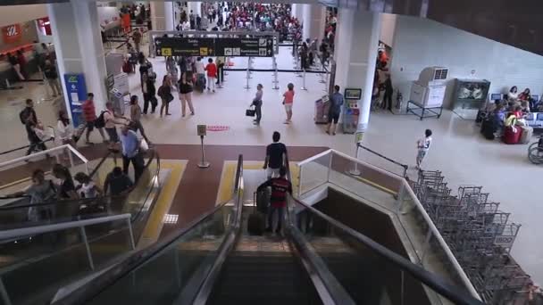 Widok schodów ruchomych na lotnisku Santos Dumont — Wideo stockowe