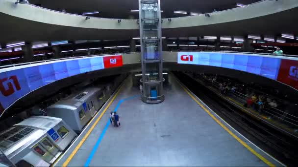 Merkez Metro İstasyonu — Stok video