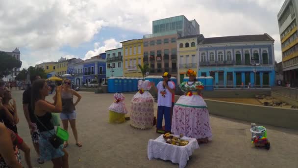 Besondere Dekoration von Baianas für Bahia Carnaval — Stockvideo