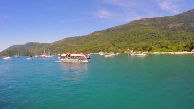 Ilha Grande ünlü Praia do Pouso