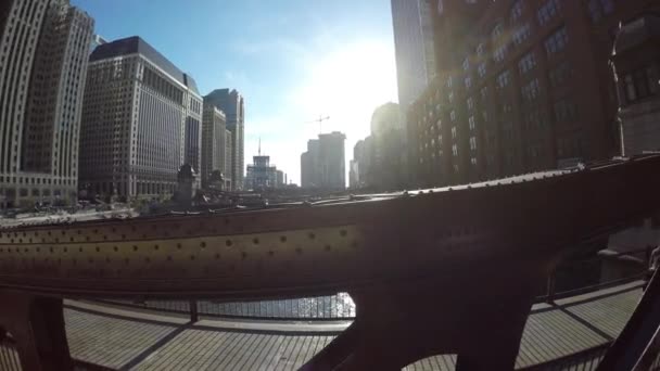 Trafik på Chicago Streets — Stockvideo