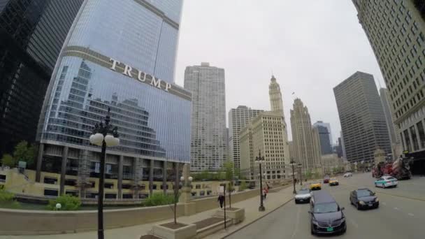 Jazda na ulicach Chicago — Wideo stockowe