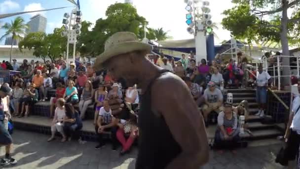 Celebración tradicional cubana — Vídeo de stock