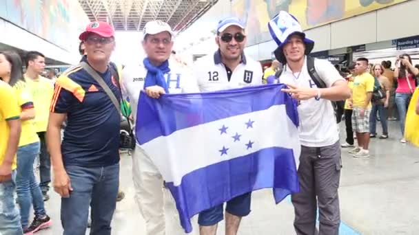 Hondurans Fans celebrate World Cup — Stock Video