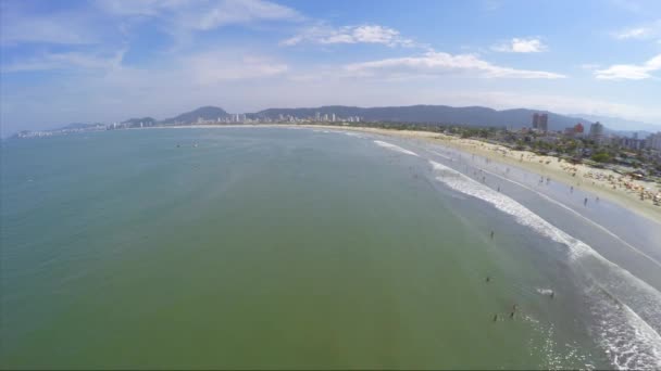 Bir Yaz Günü Plajda Kalabalık — Stok video