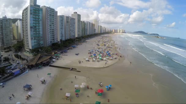 Berömda stranden i brasilianska kusten — Stockvideo