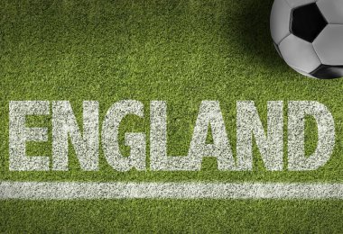 Yeşil futbol sahası